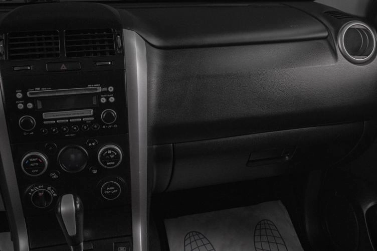 Suzuki Grand Vitara 14 из 17