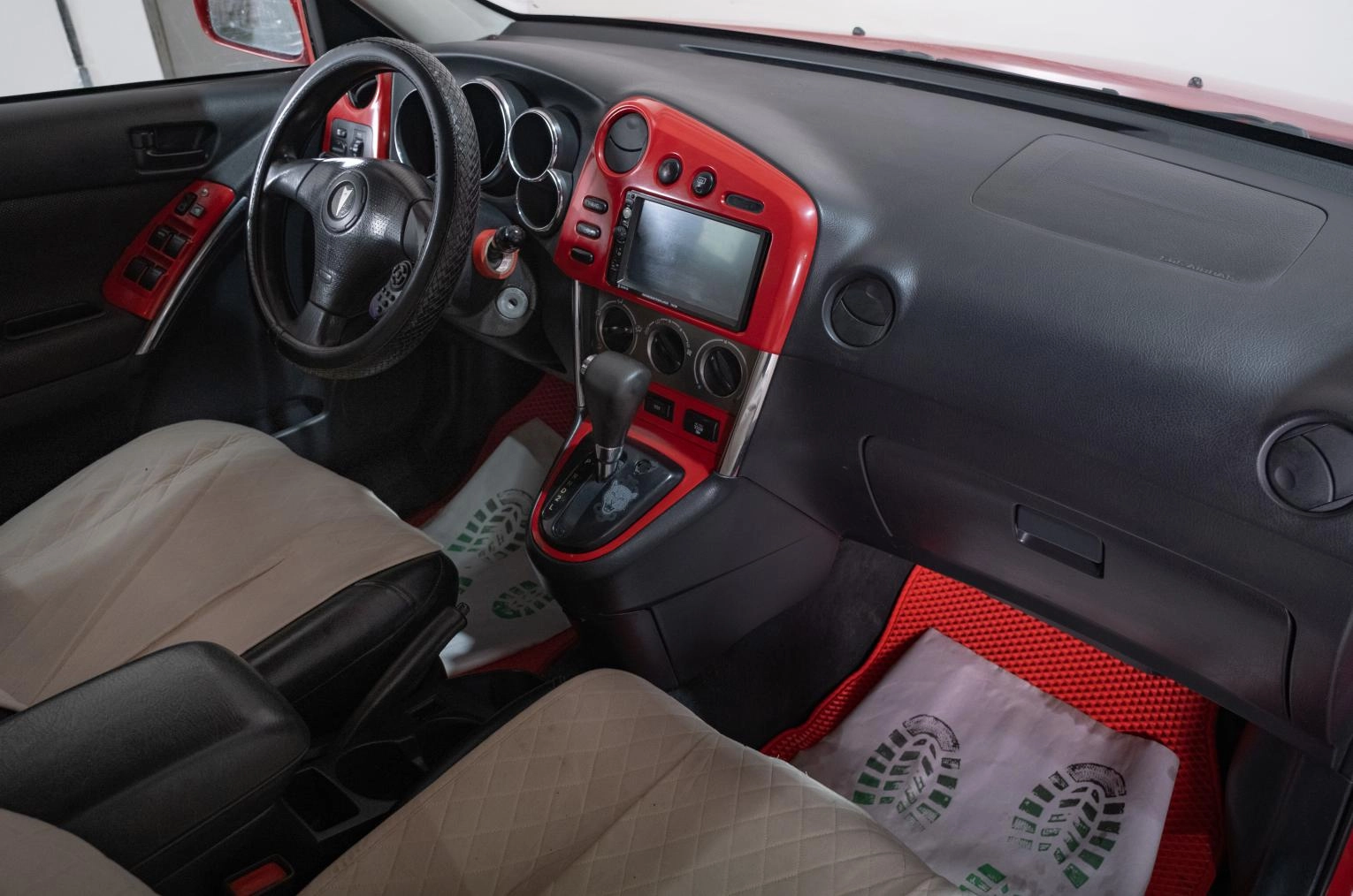 Pontiac Vibe 11 из 18