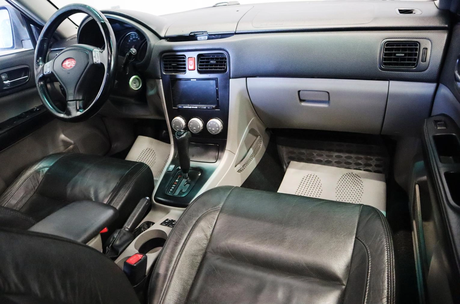 Subaru Forester 17 из 19