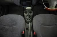 Toyota Vitz 17 из 20