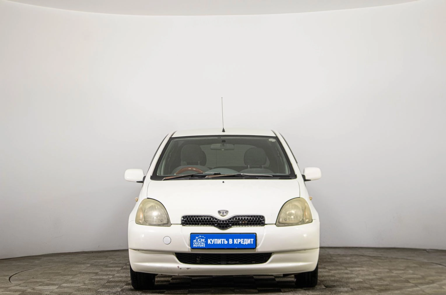 Toyota Vitz 2 из 20