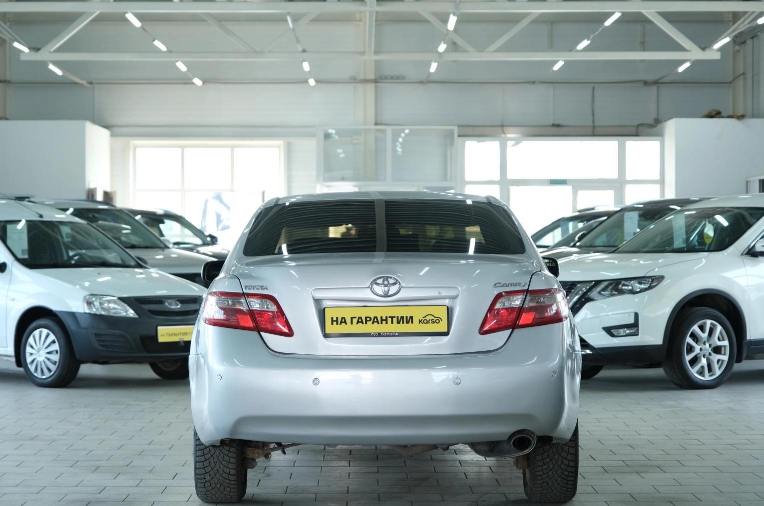 Toyota Camry 5 из 22