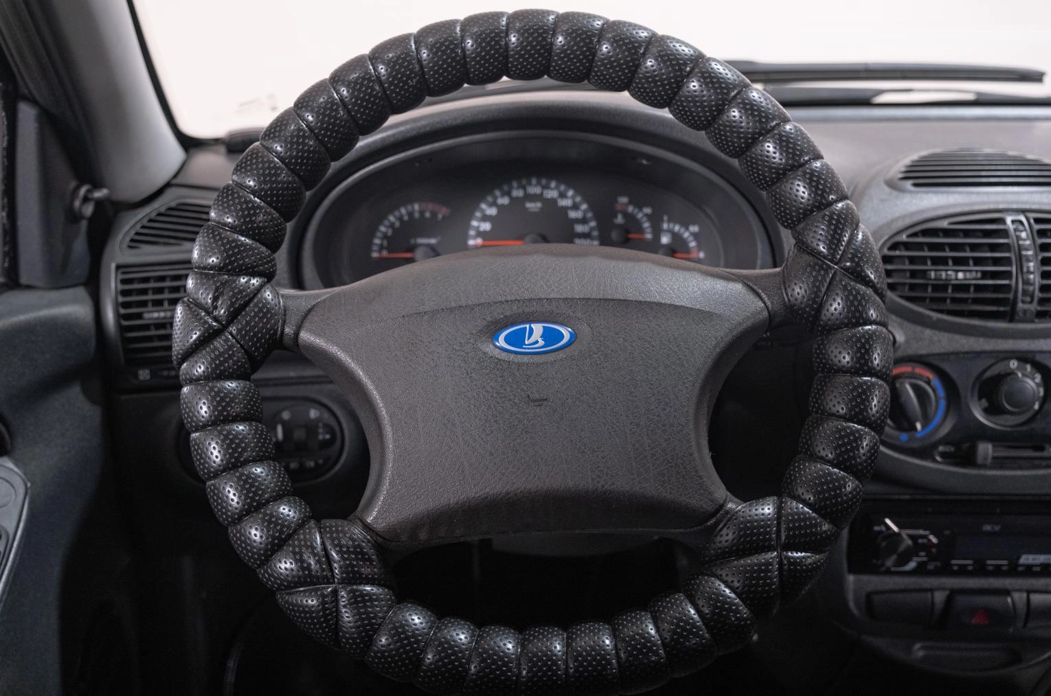 ВАЗ (LADA) Kalina 13 из 18