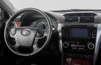 Toyota Camry 12 из 23