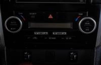 Toyota Camry 19 из 23