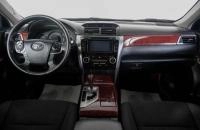 Toyota Camry 13 из 23