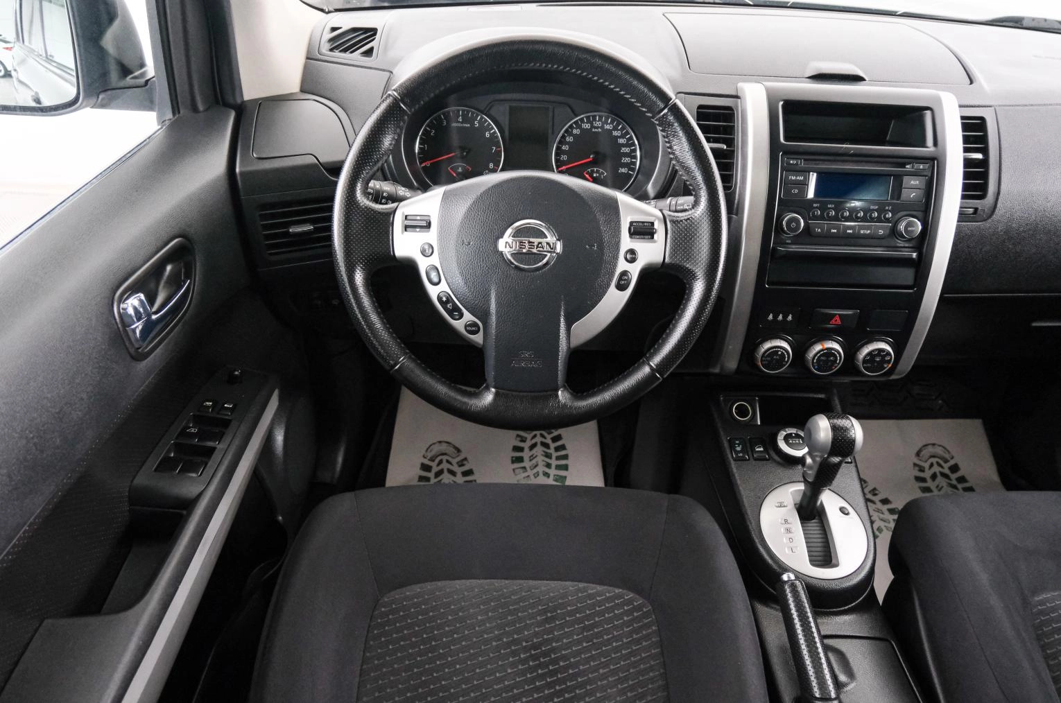 Nissan X-Trail 14 из 22