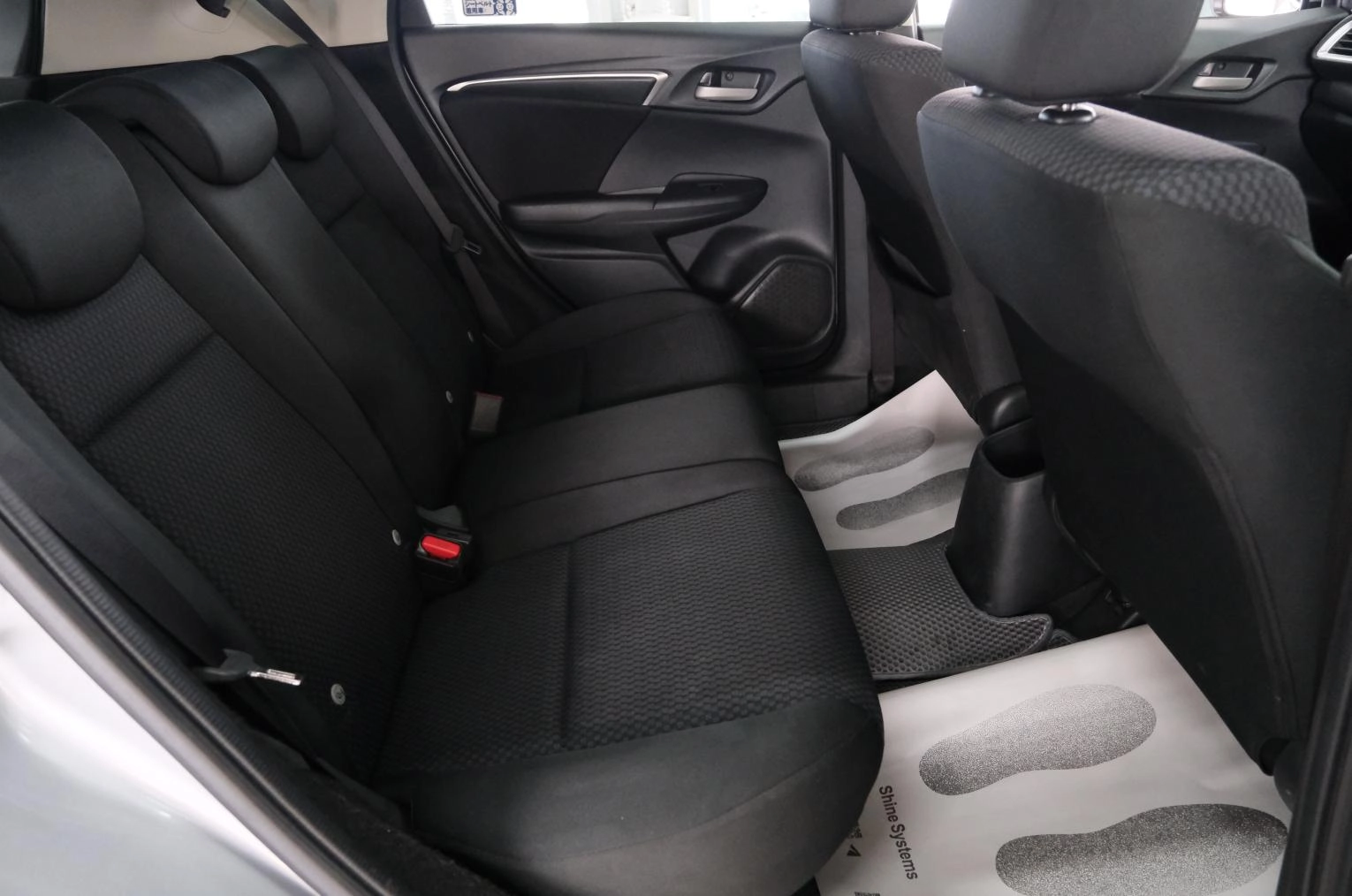 Honda Fit 21 из 23