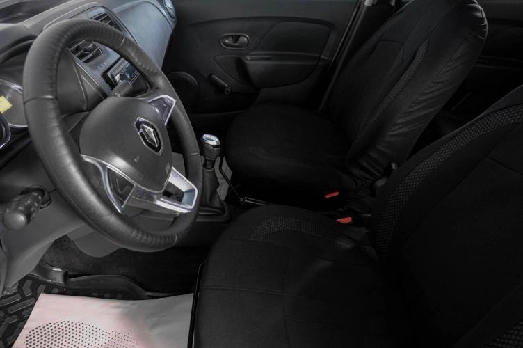 Renault Logan 8 из 18