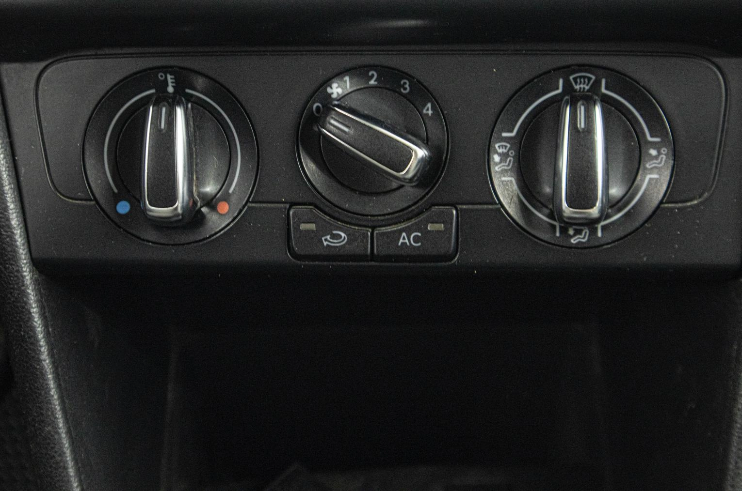 Volkswagen Polo 15 из 18