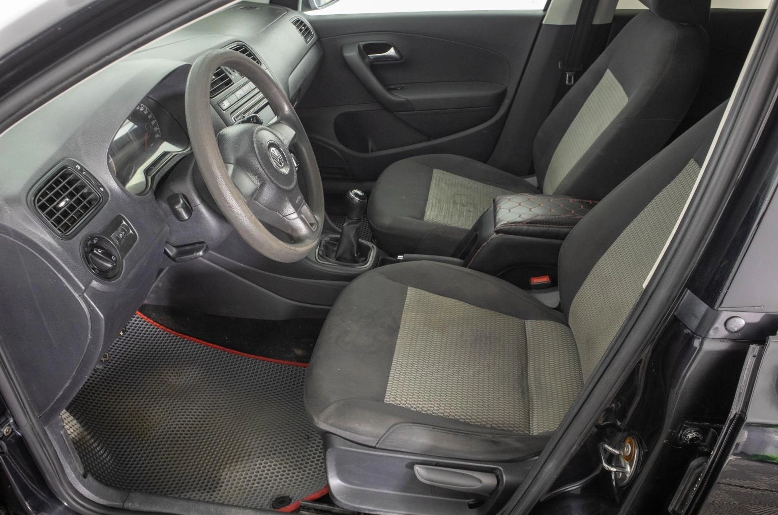 Volkswagen Polo 7 из 18