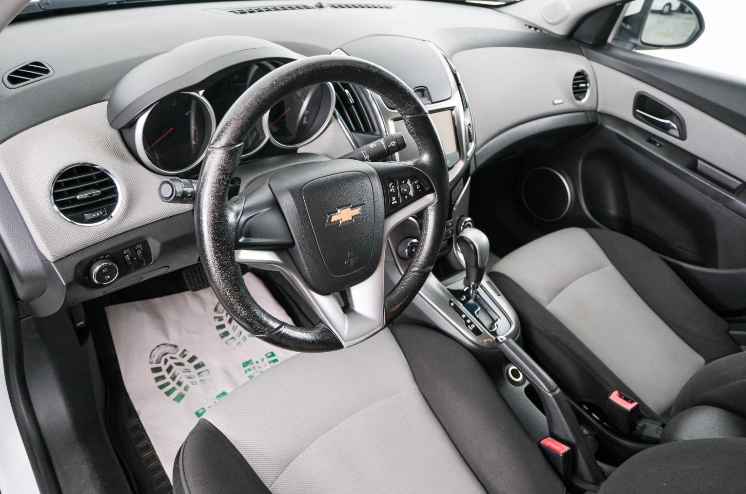 Chevrolet Cruze 8 из 21