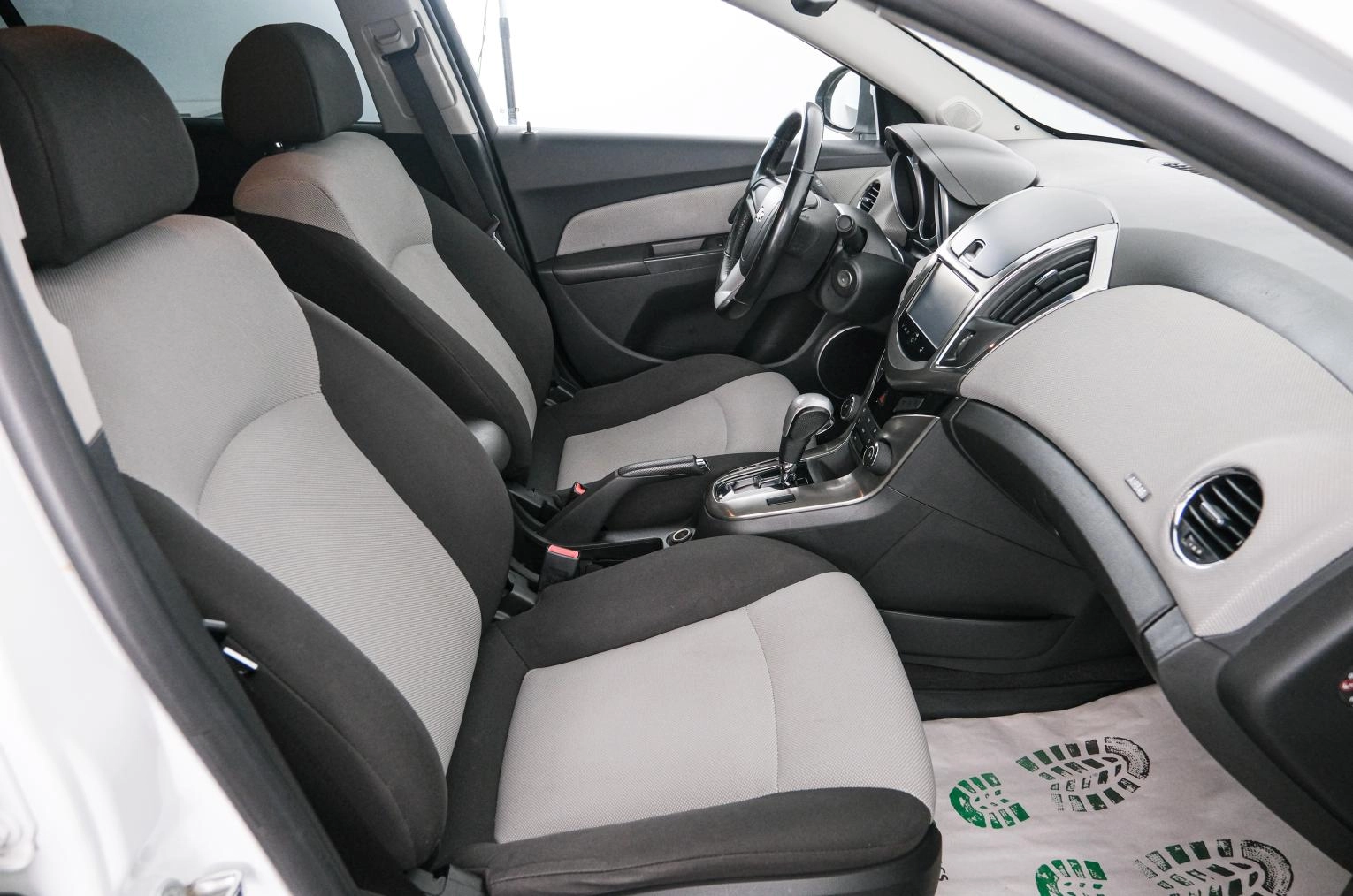 Chevrolet Cruze 13 из 21