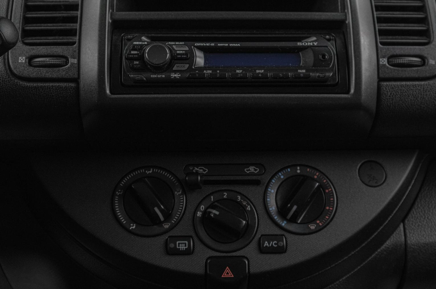 Nissan Note 11 из 17