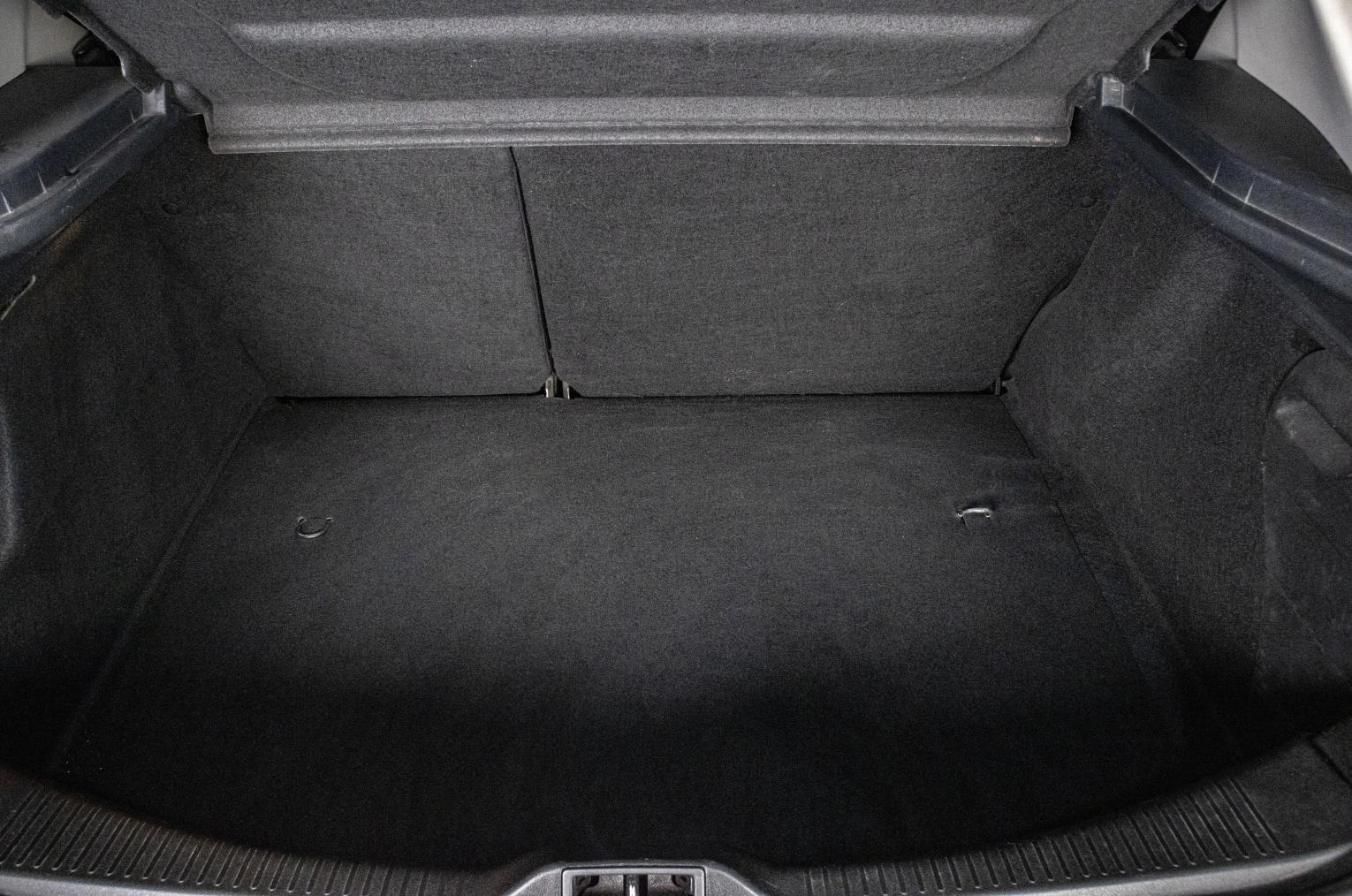 Renault Megane 17 из 17