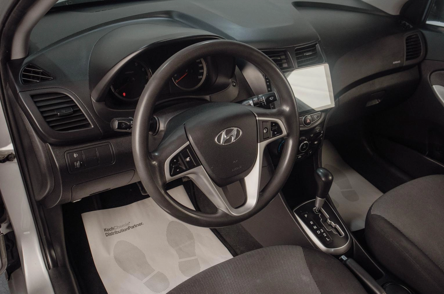 Hyundai Solaris 8 из 21