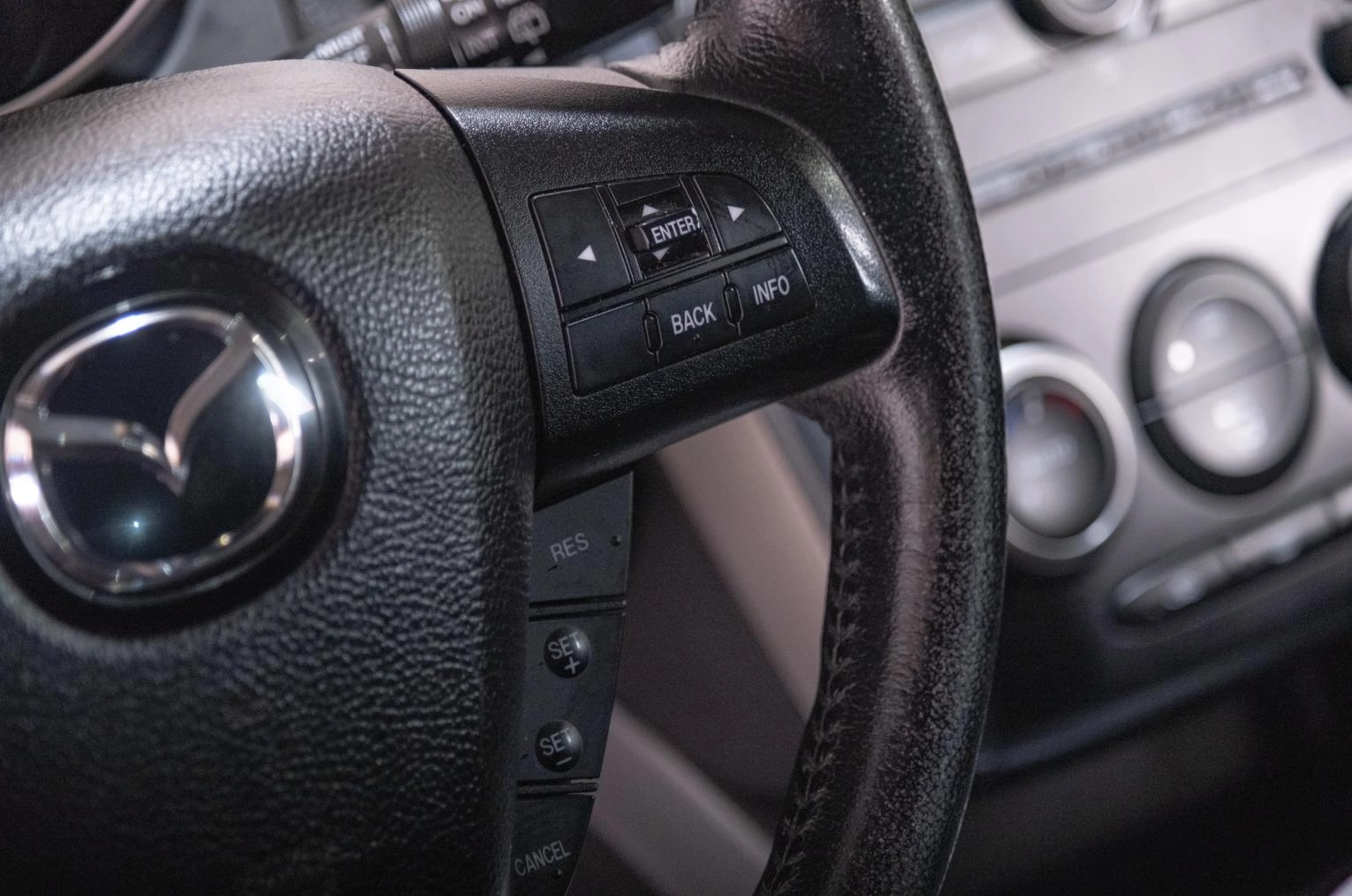 Mazda CX-7 13 из 24