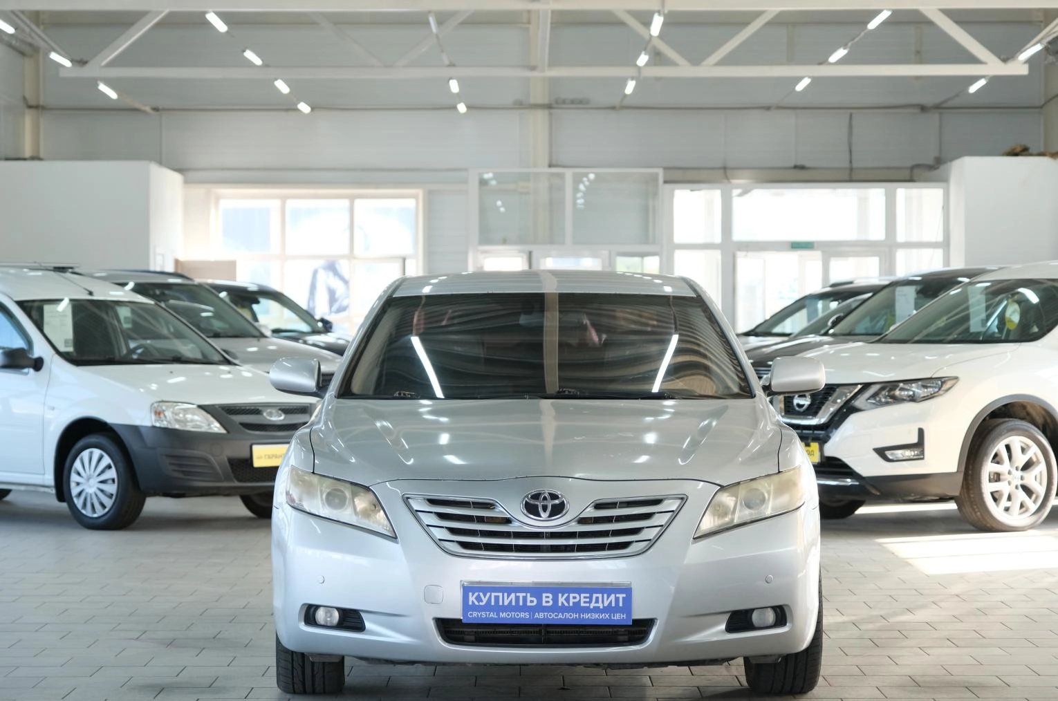 Toyota Camry 2 из 24