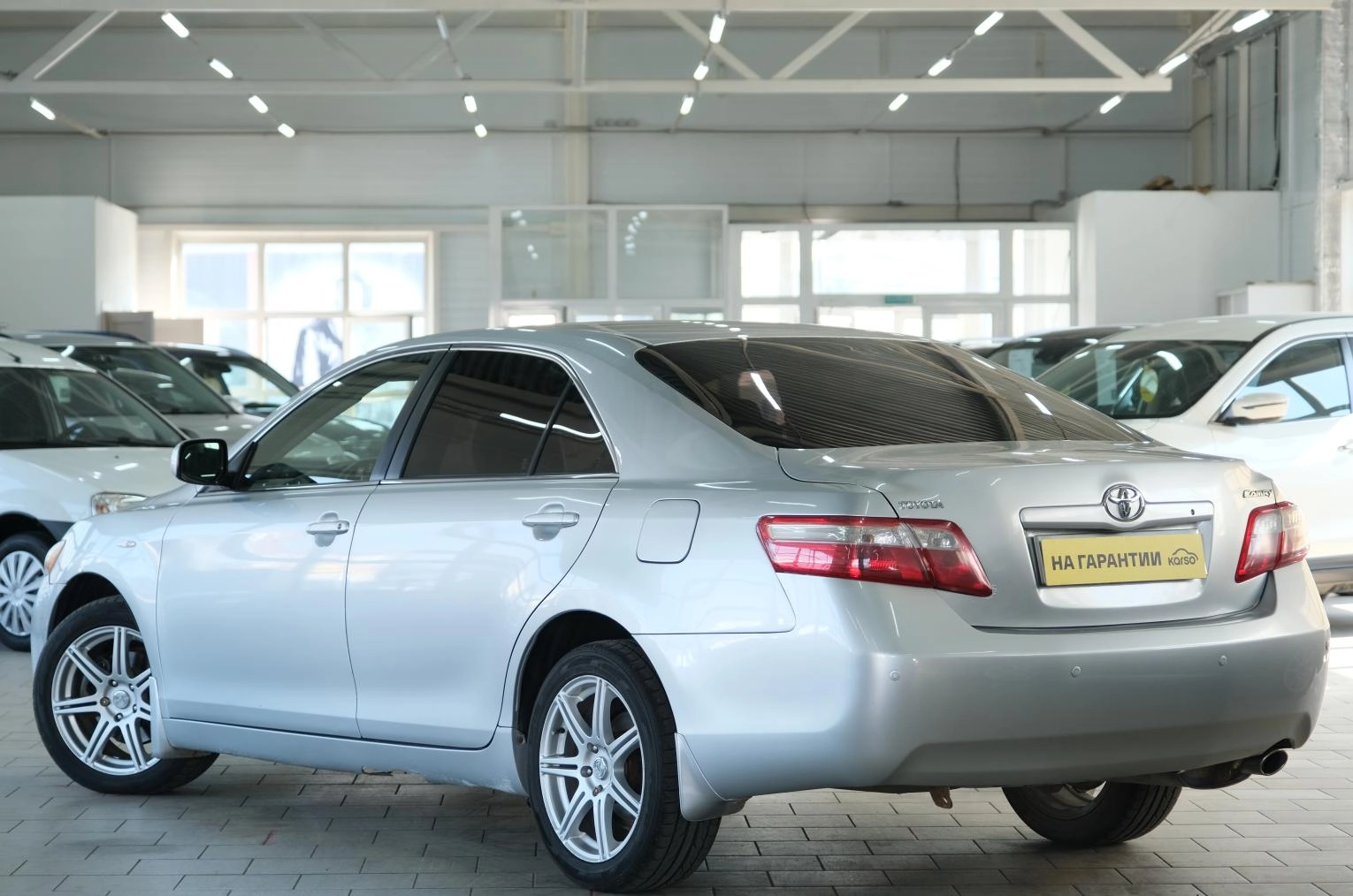 Toyota Camry 4 из 24