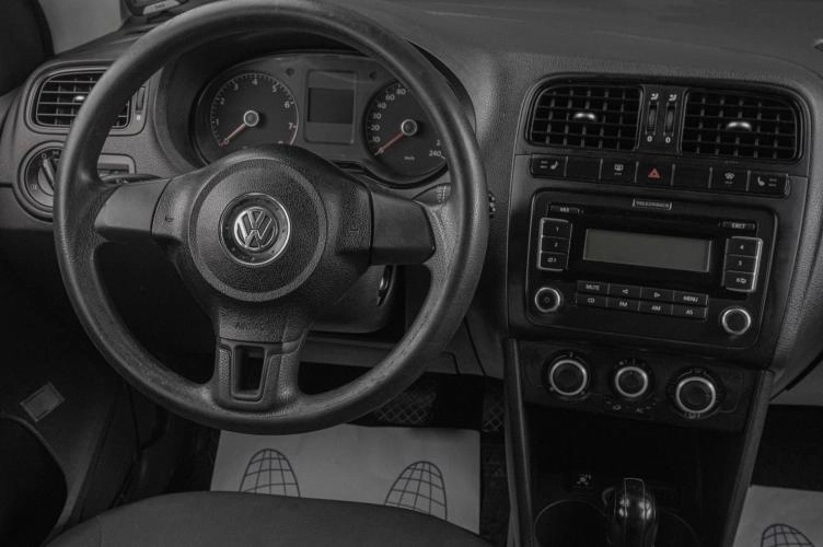 Volkswagen Polo 14 из 17
