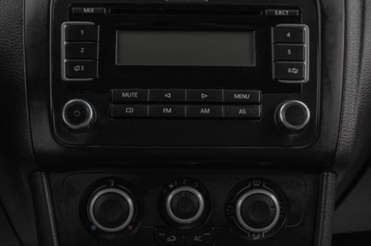 Volkswagen Polo 11 из 17