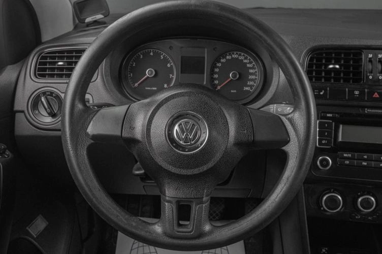 Volkswagen Polo 10 из 17