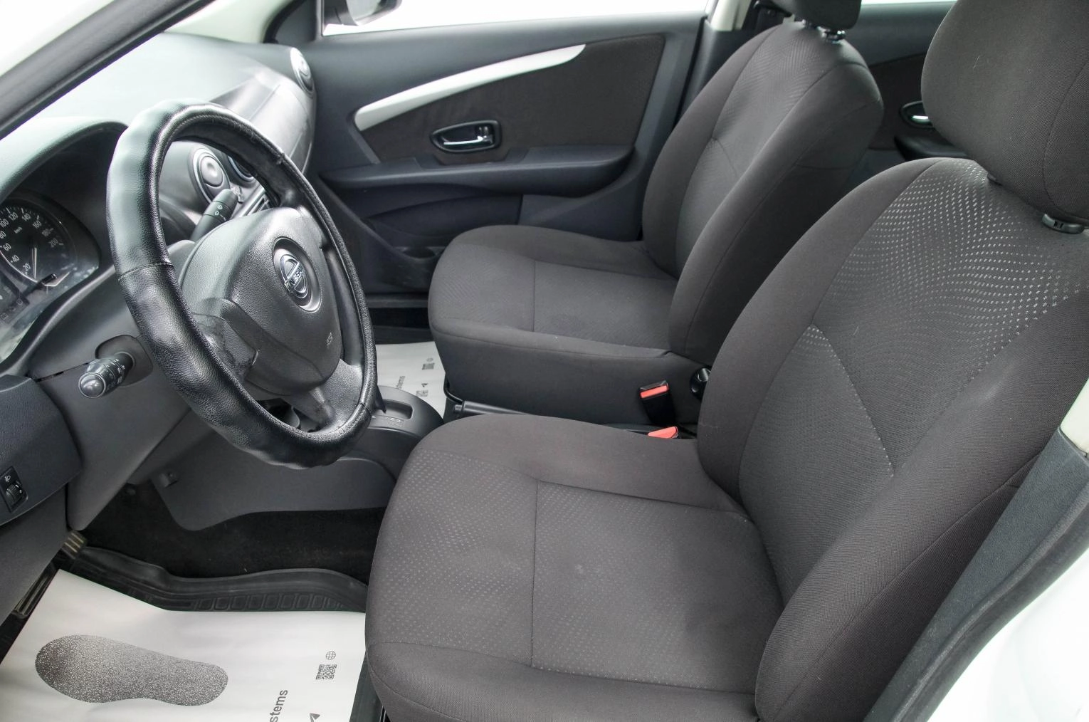 Nissan Almera 11 из 26