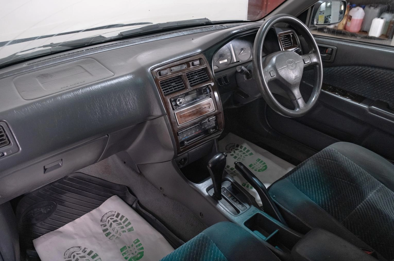 Toyota Carina 14 из 18