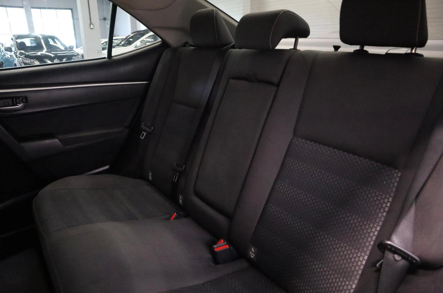 Toyota Corolla 19 из 20