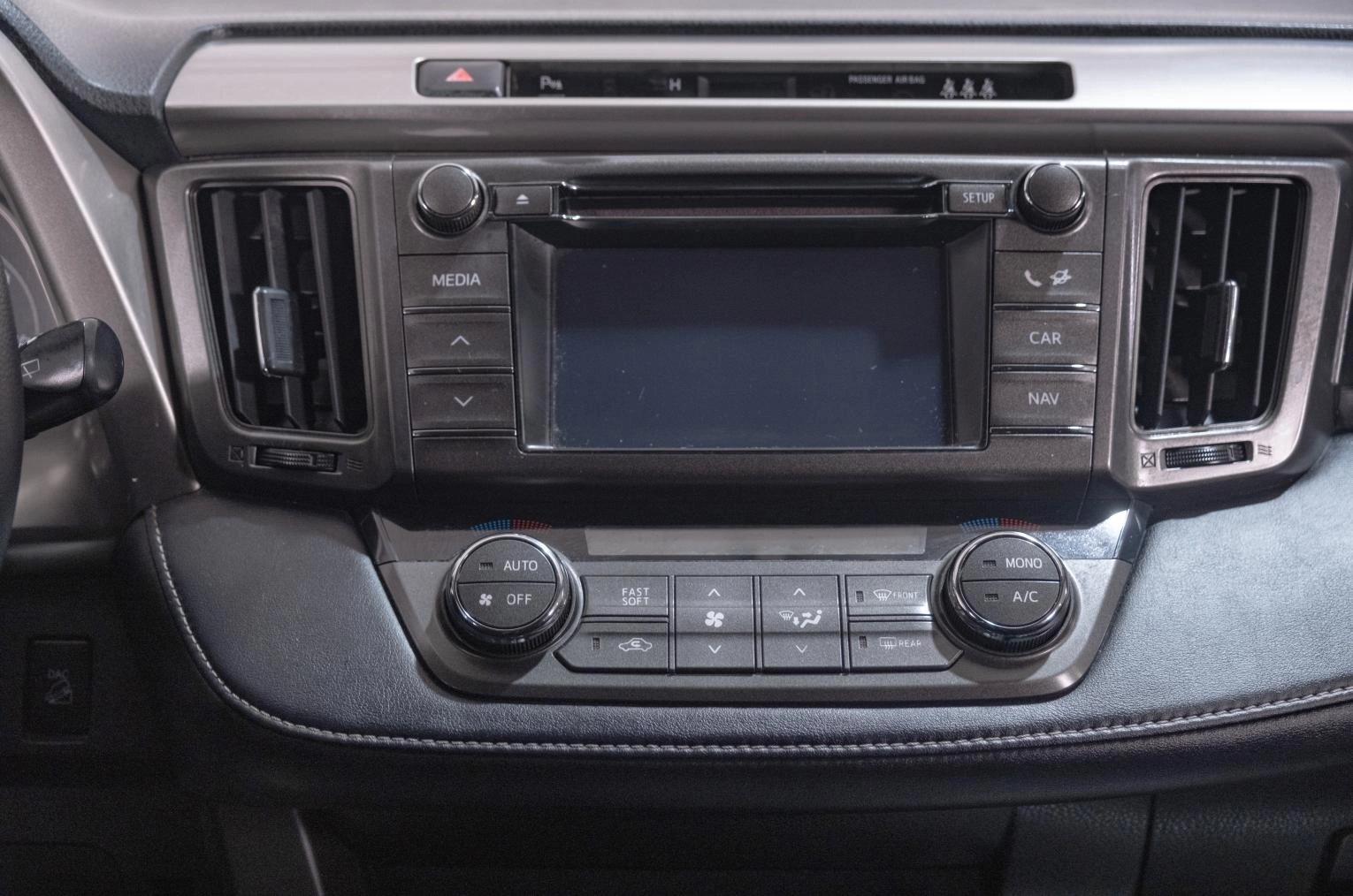 Toyota RAV4 14 из 22