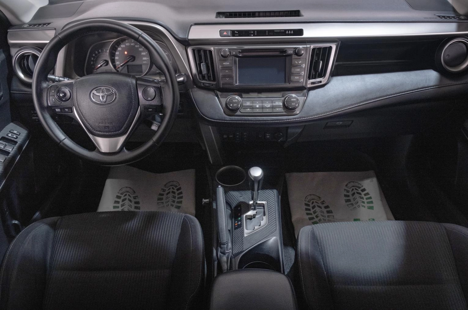 Toyota RAV4 9 из 22