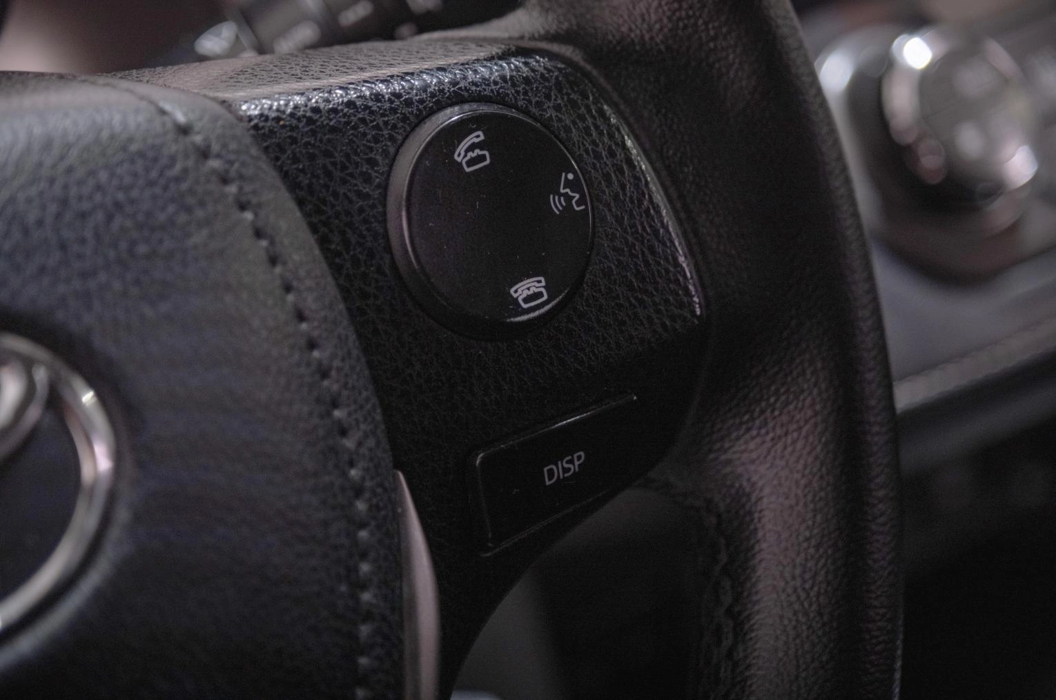 Toyota RAV4 13 из 22