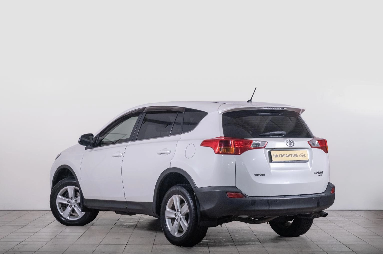 Toyota RAV4 5 из 22