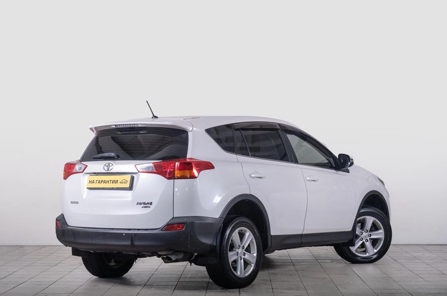 Toyota RAV4 6 из 22