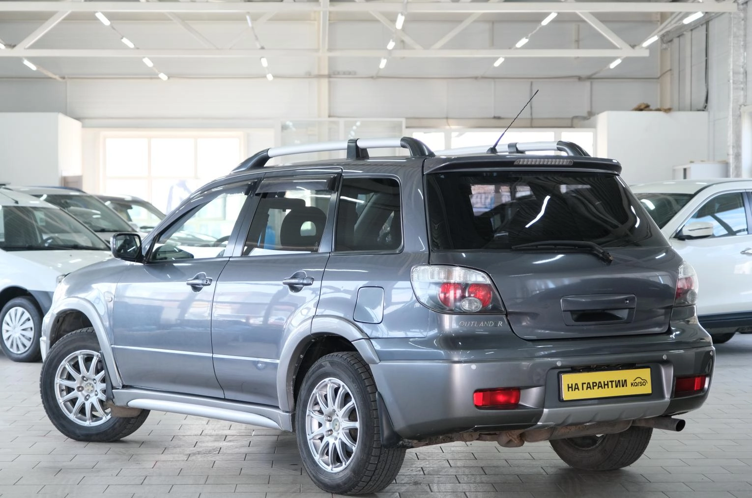 Mitsubishi Outlander 4 из 22