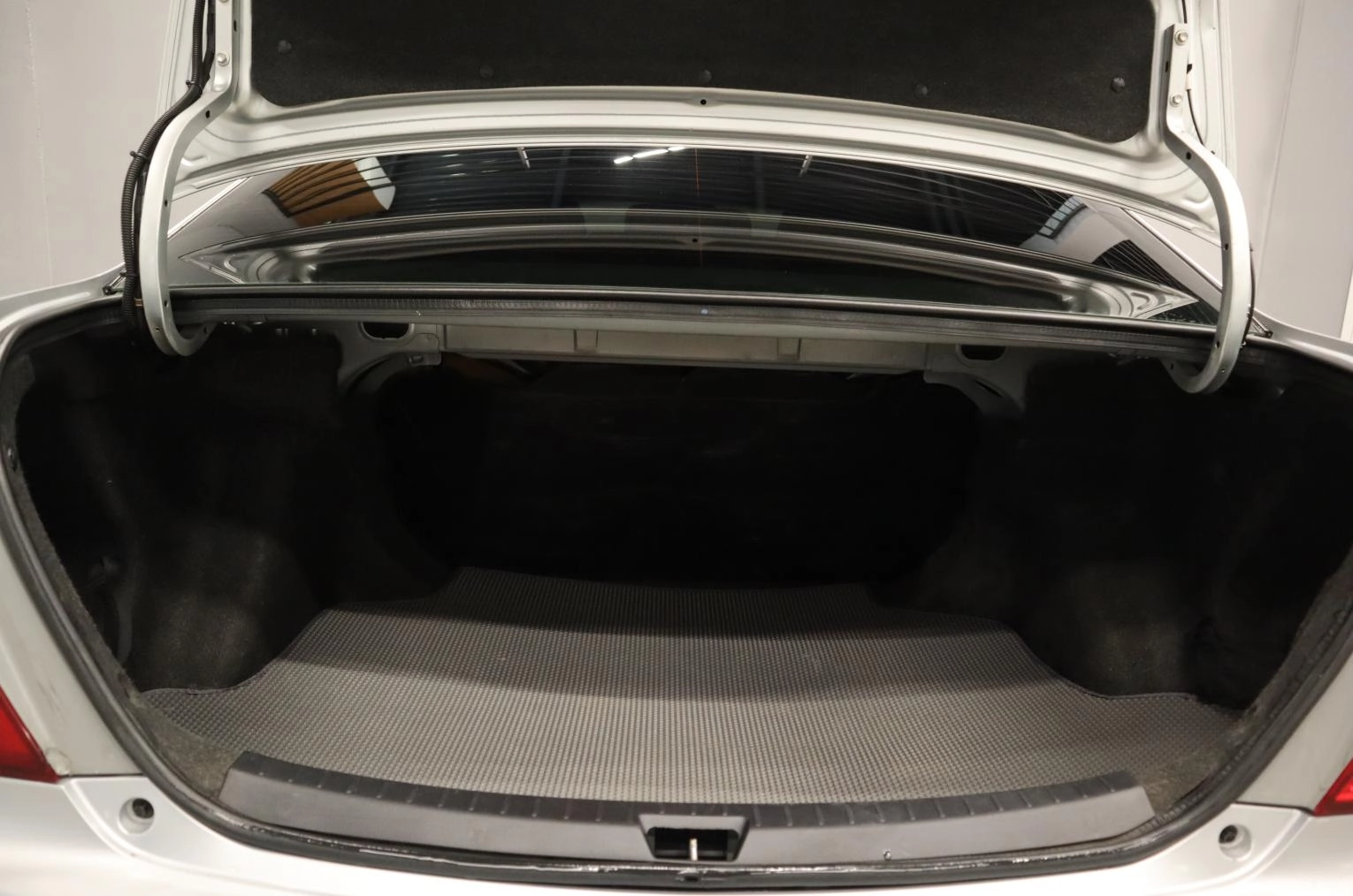 Toyota Corolla Axio 18 из 18