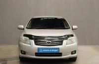 Toyota Corolla Axio 3 из 18