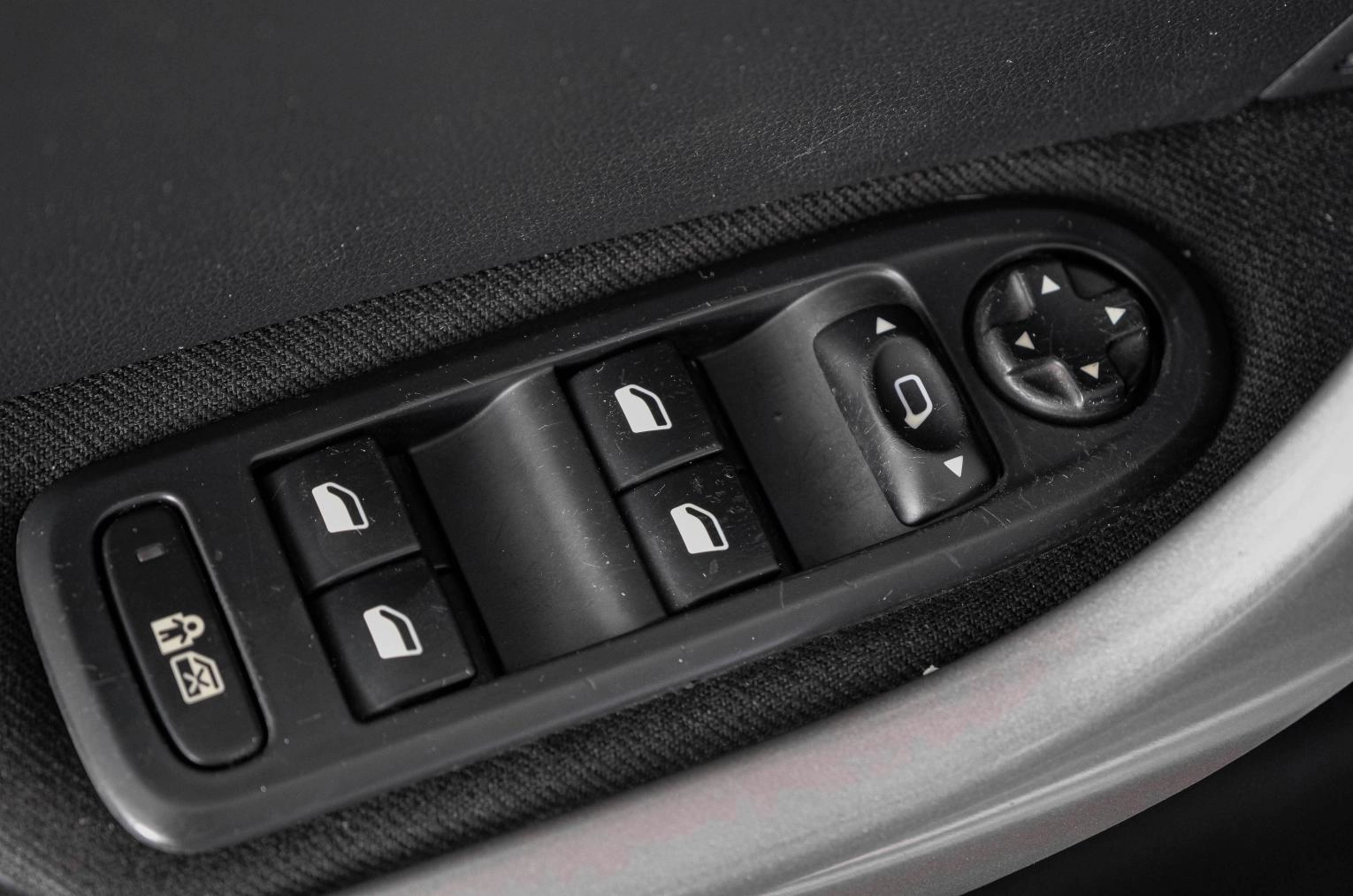 Peugeot 308 20 из 22