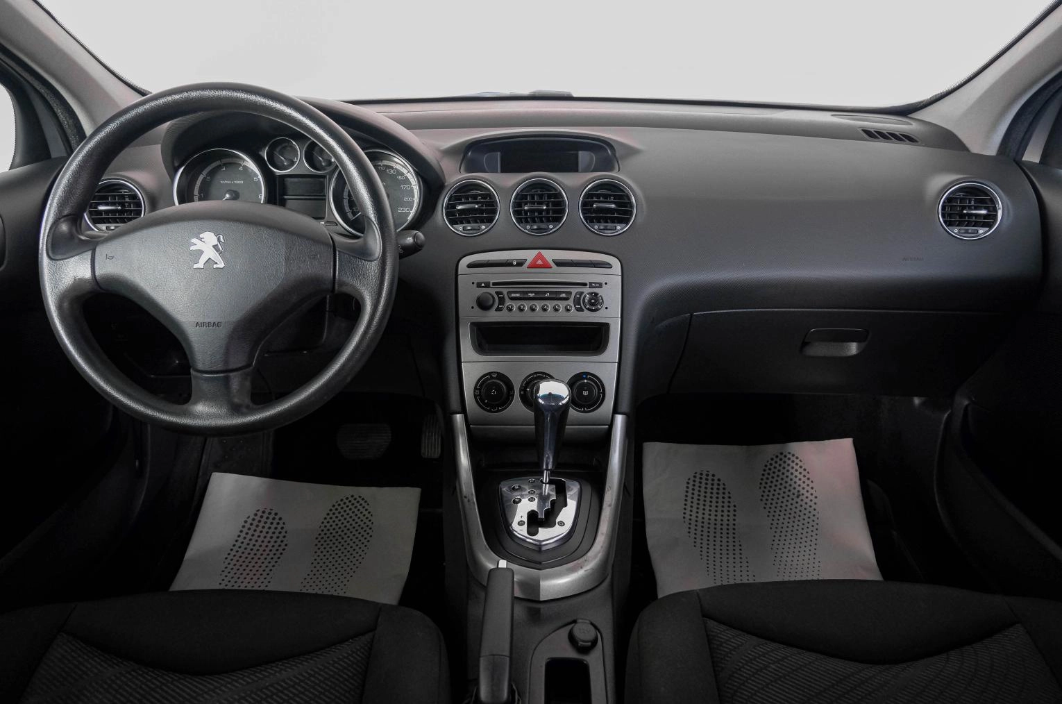 Peugeot 308 13 из 22