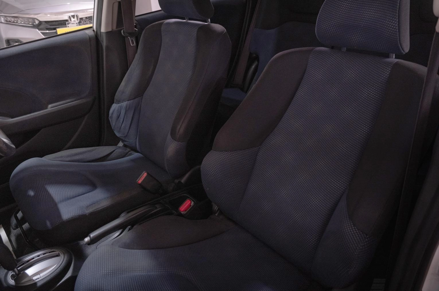 Honda Fit 17 из 19