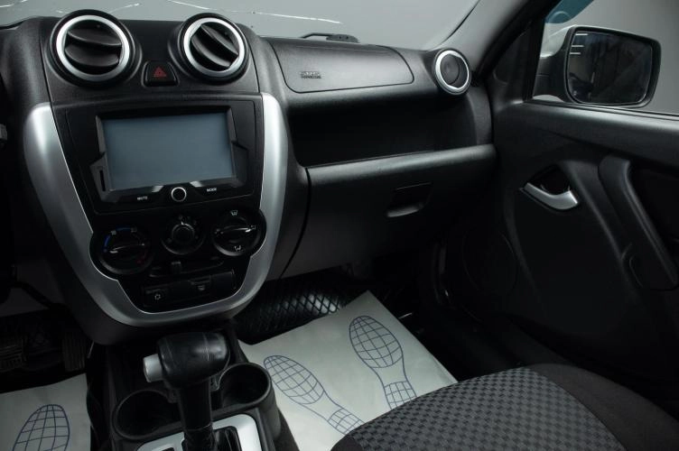 ВАЗ (LADA) Granta 9 из 17