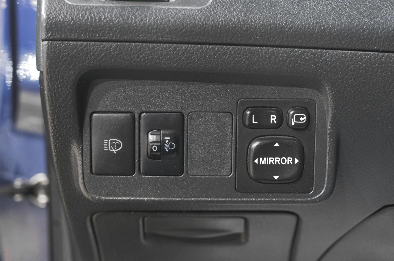 Toyota Corolla 13 из 23