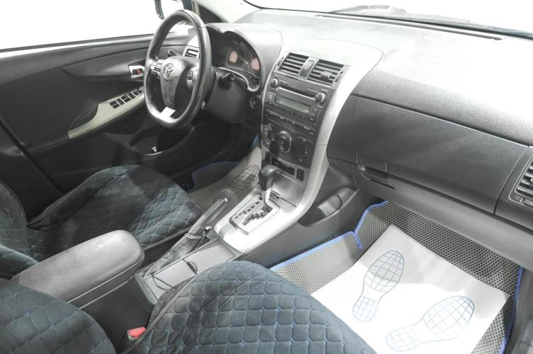 Toyota Corolla 8 из 23