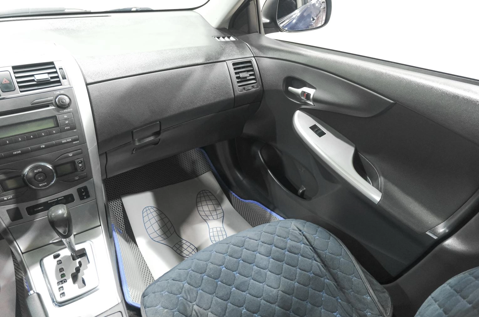 Toyota Corolla 10 из 23