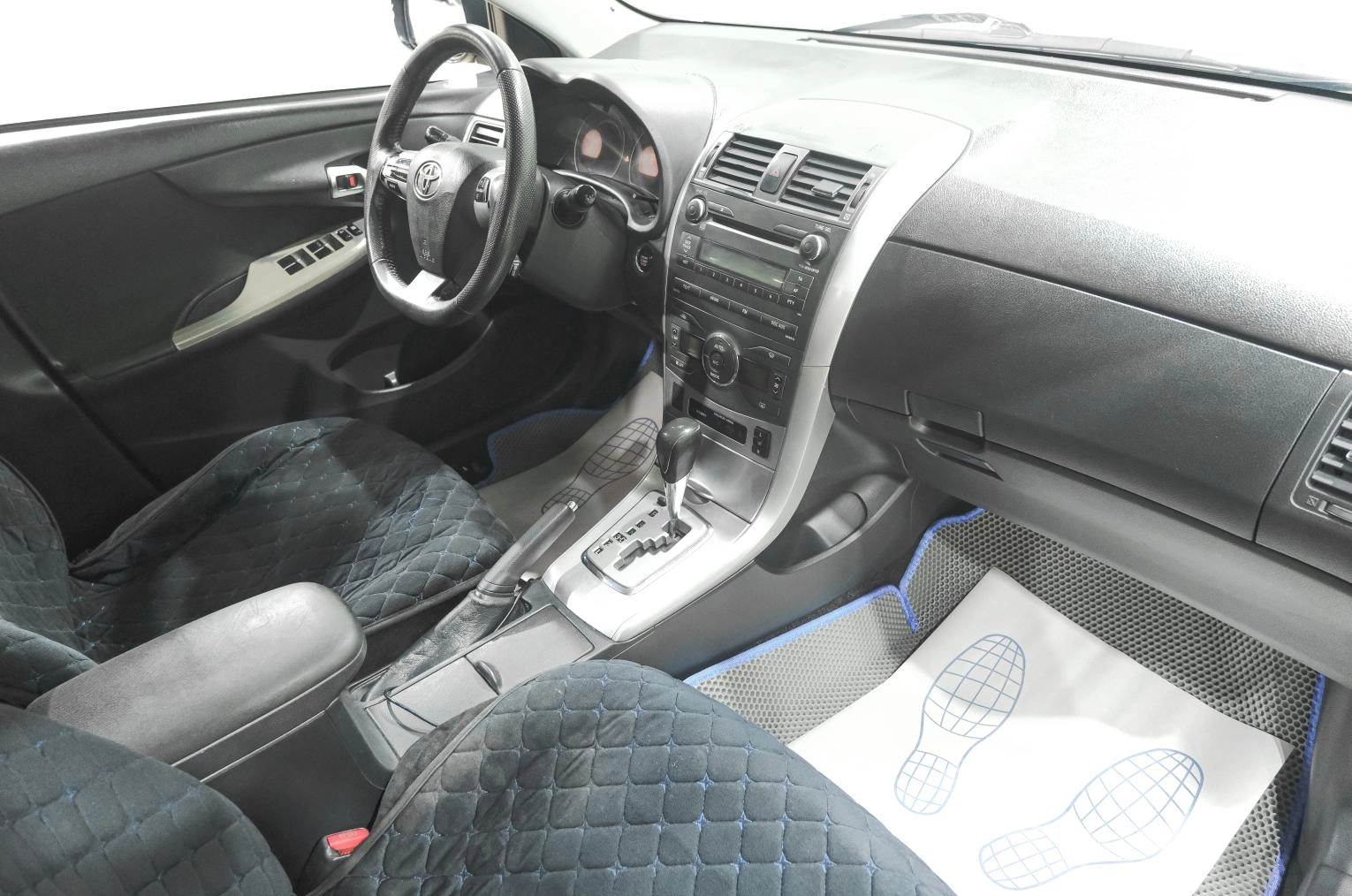 Toyota Corolla 8 из 23