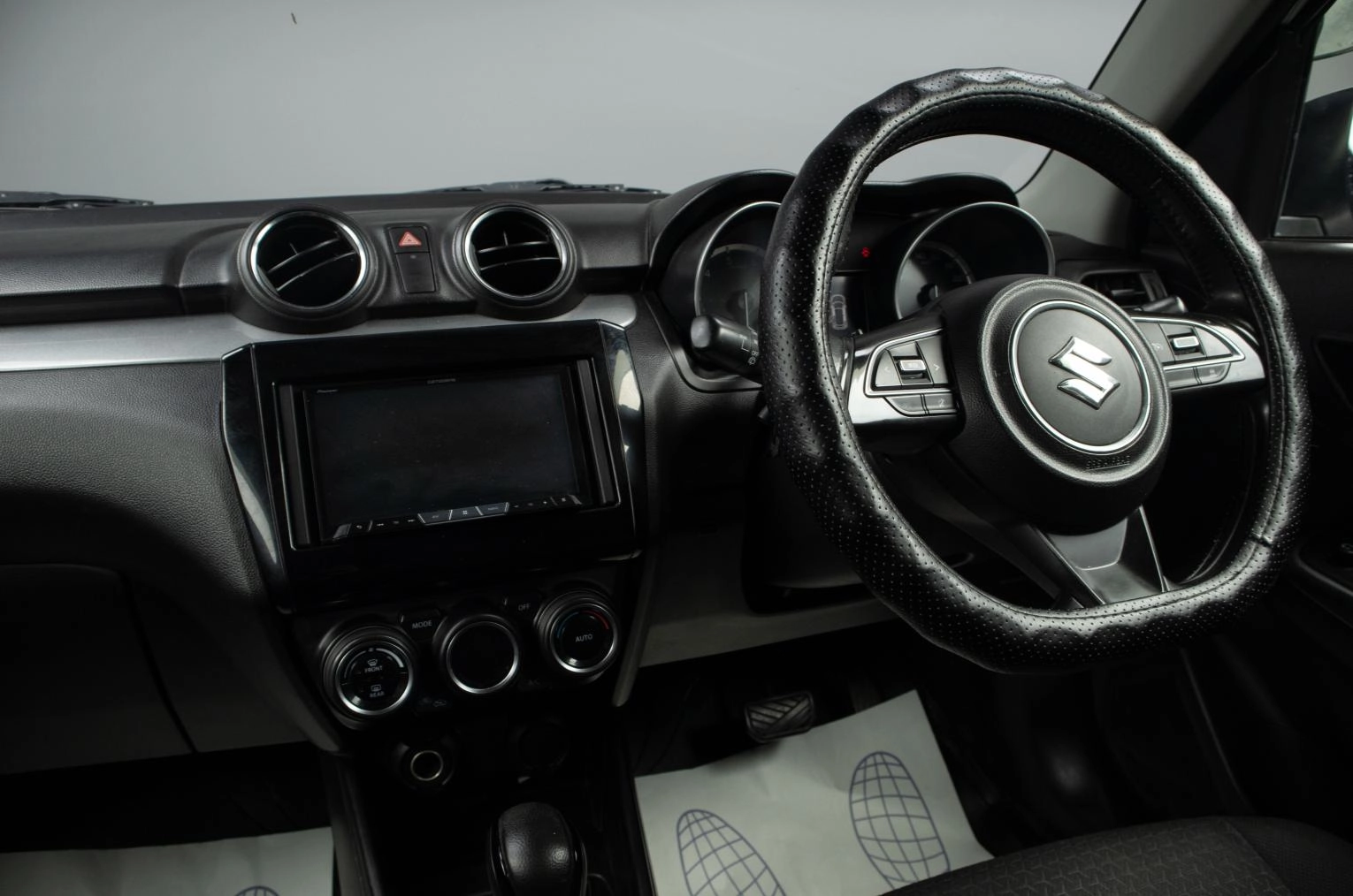 Suzuki Swift 11 из 19