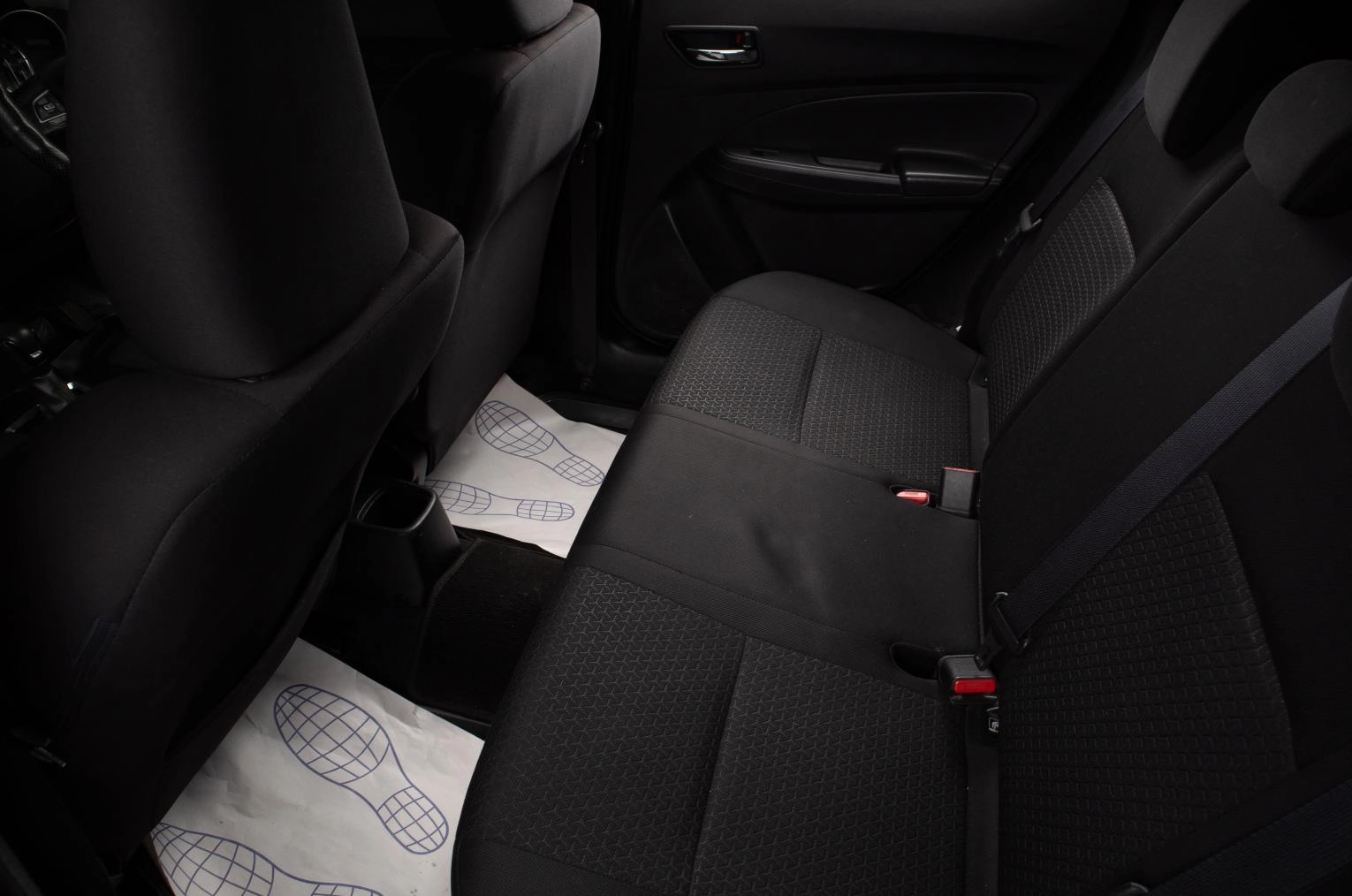 Suzuki Swift 19 из 19