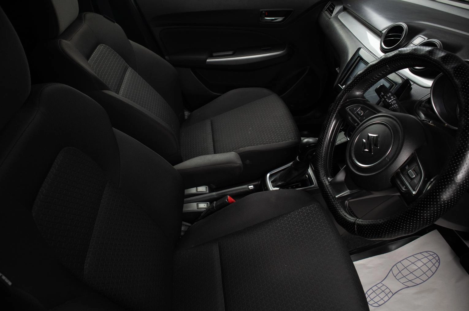 Suzuki Swift 16 из 19