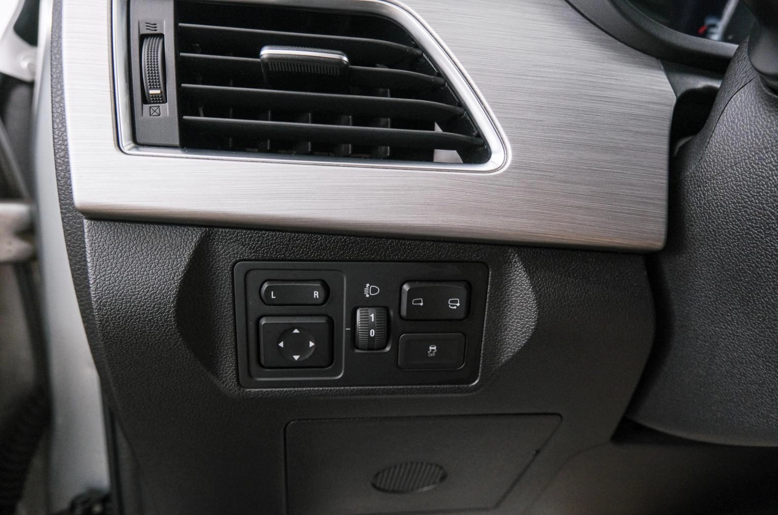 LIFAN X70 19 из 23