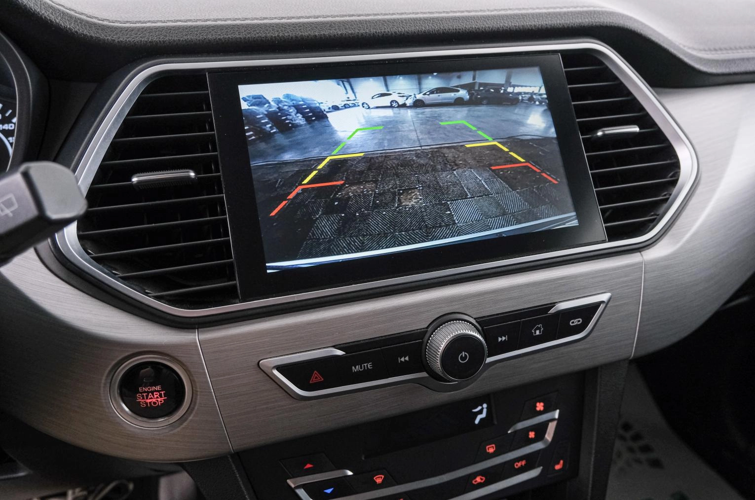 LIFAN X70 15 из 23